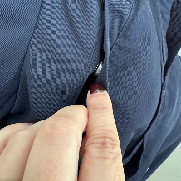 FOREVER 21 JACKET. HOODED UTILITY RAIN JACKET. GOOD QUALITY. MEDIUM WEIGHT. GUC - Picture 16 of 16